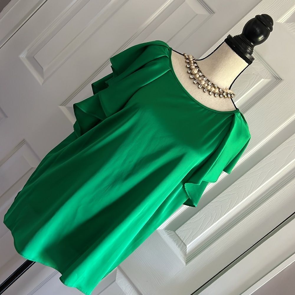 Worthington Green Ruffle Sleeve Silky Top